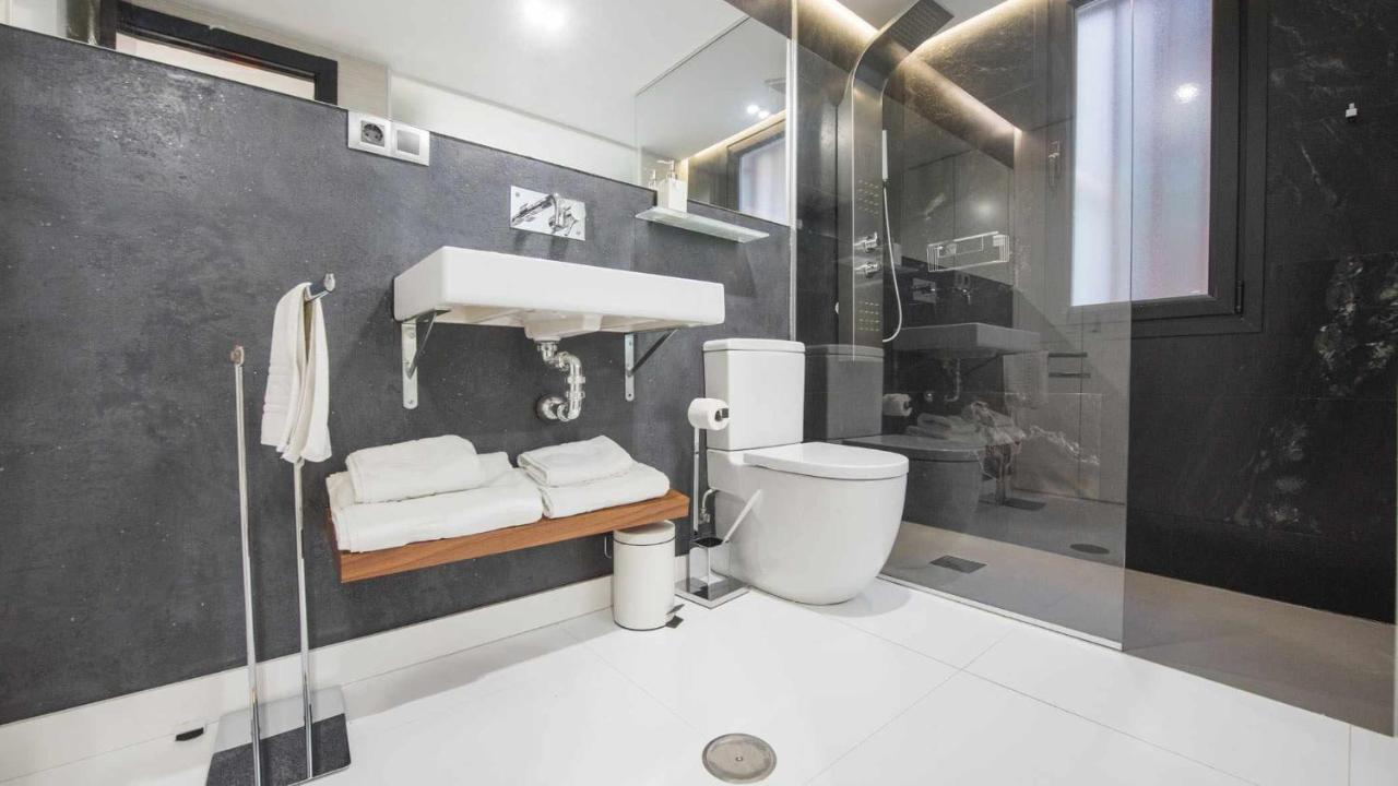 Apartamento Deluxe Cerca De La Catedral By Toledo Ap Extérieur photo