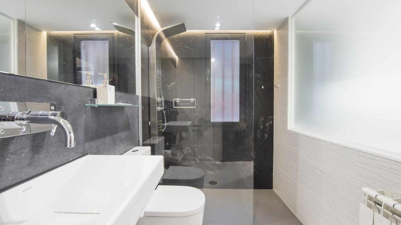 Apartamento Deluxe Cerca De La Catedral By Toledo Ap Extérieur photo