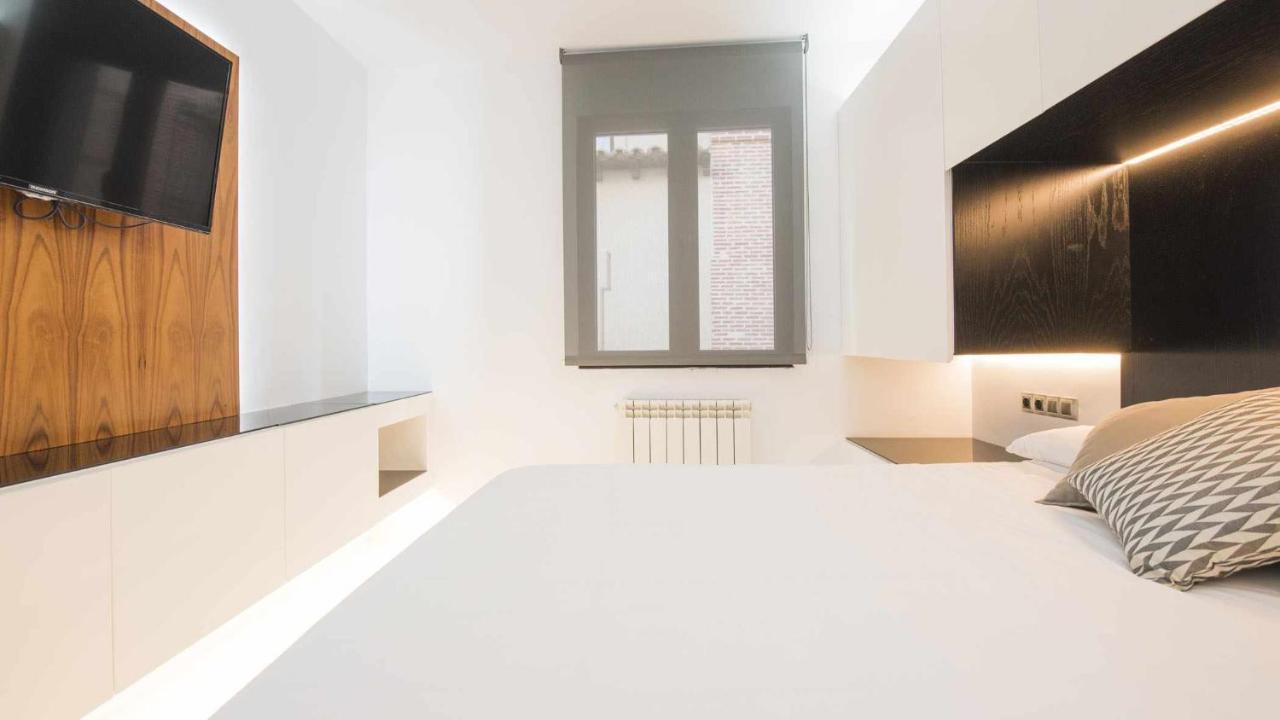 Apartamento Deluxe Cerca De La Catedral By Toledo Ap Extérieur photo
